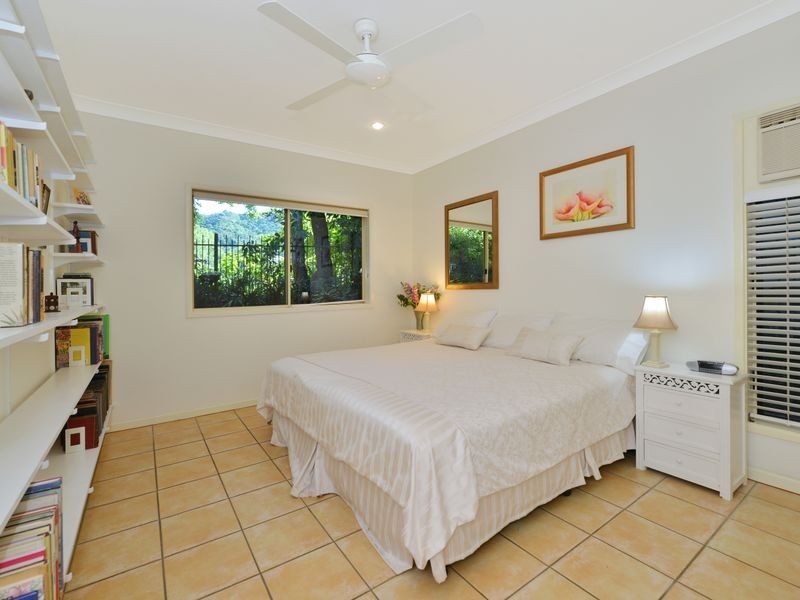 1/12 Murchison Street, Whitfield QLD 4870