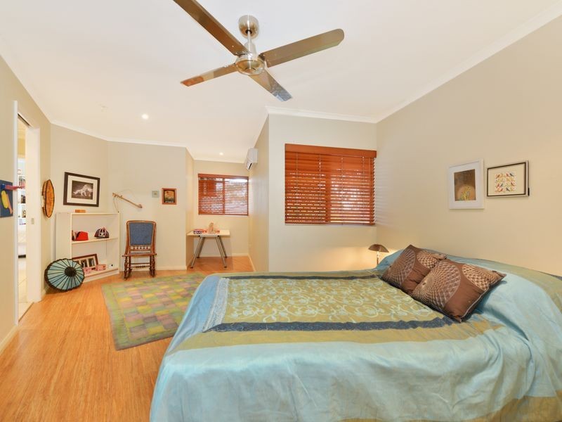 179 Hillview Crescent, Whitfield QLD 4870