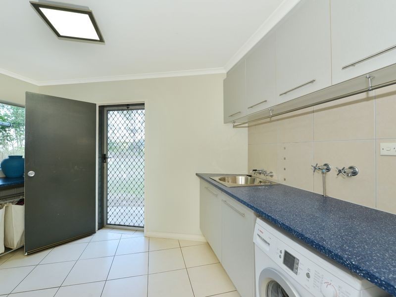 179 Hillview Crescent, Whitfield QLD 4870