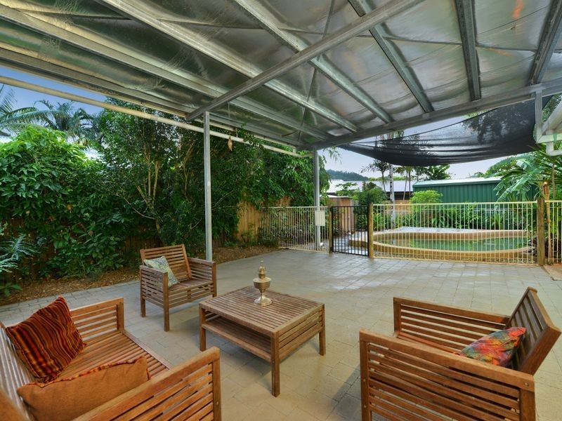 17 Tolson Close, Brinsmead QLD 4870