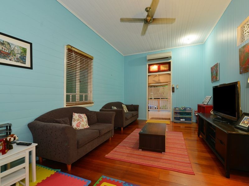 99 Woodward Street, Edge Hill QLD 4870