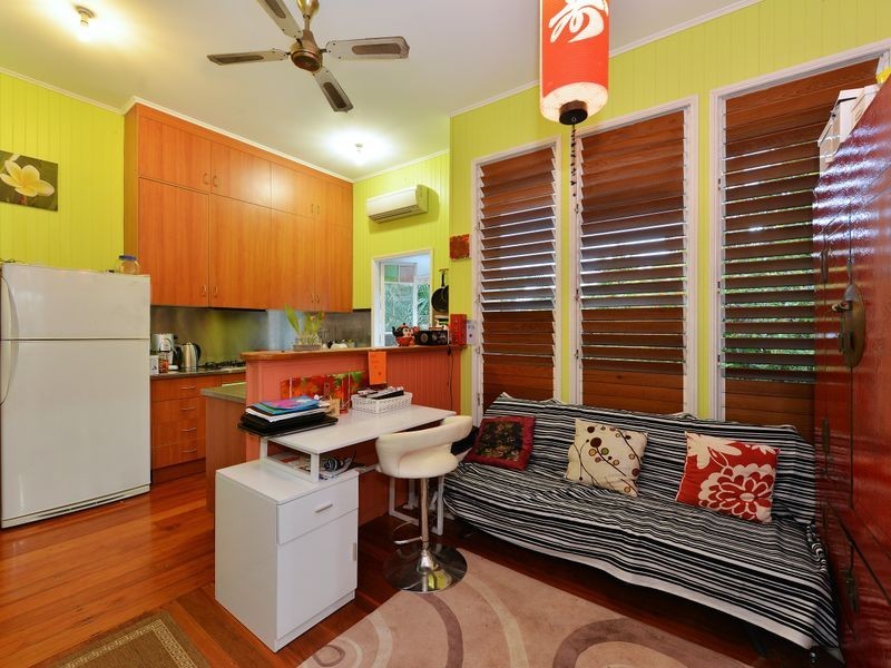 99 Woodward Street, Edge Hill QLD 4870