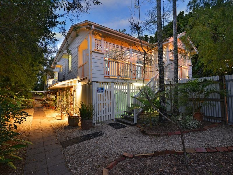 99 Woodward Street, Edge Hill QLD 4870