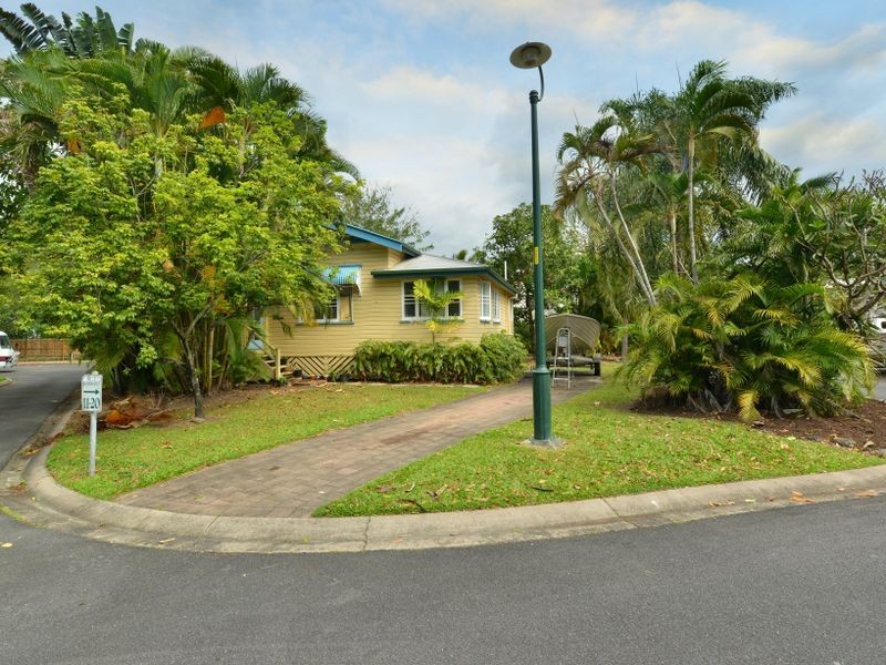 14/404 McCoombe Street, Mooroobool QLD 4870