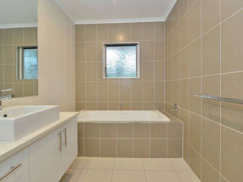 22 – 24 Bauhinia Avenue, Earlville QLD 4870