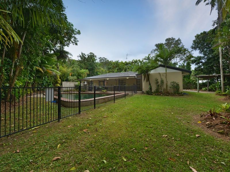 22 – 24 Bauhinia Avenue, Earlville QLD 4870