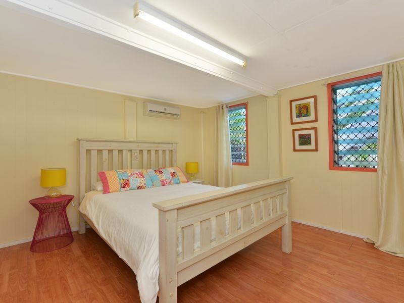 22 Headrick Street, Manunda QLD 4870