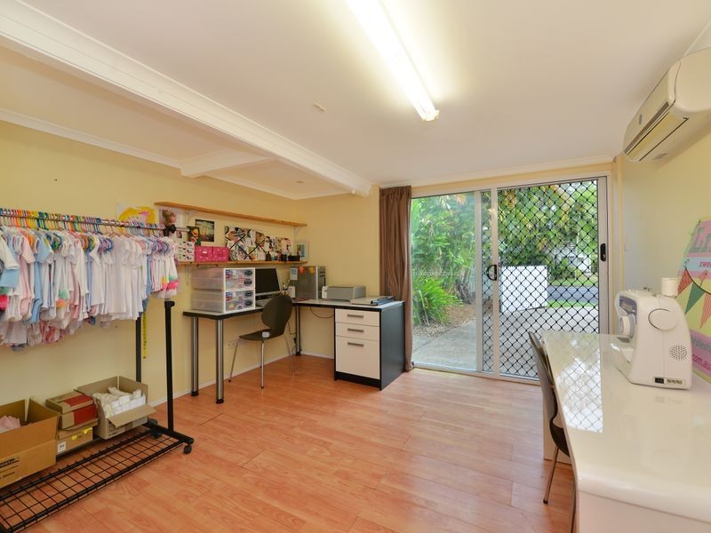 22 Headrick Street, Manunda QLD 4870