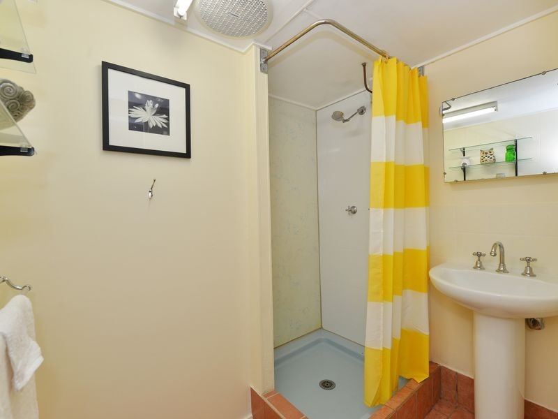 22 Headrick Street, Manunda QLD 4870