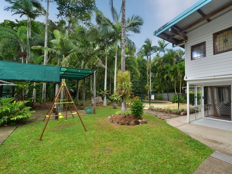 22 Headrick Street, Manunda QLD 4870