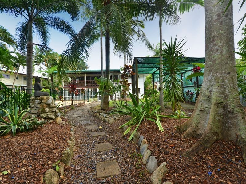 22 Headrick Street, Manunda QLD 4870