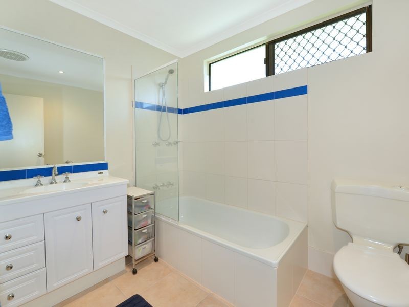 43 Brooks Street, Whitfield QLD 4870