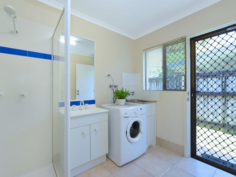 43 Brooks Street, Whitfield QLD 4870