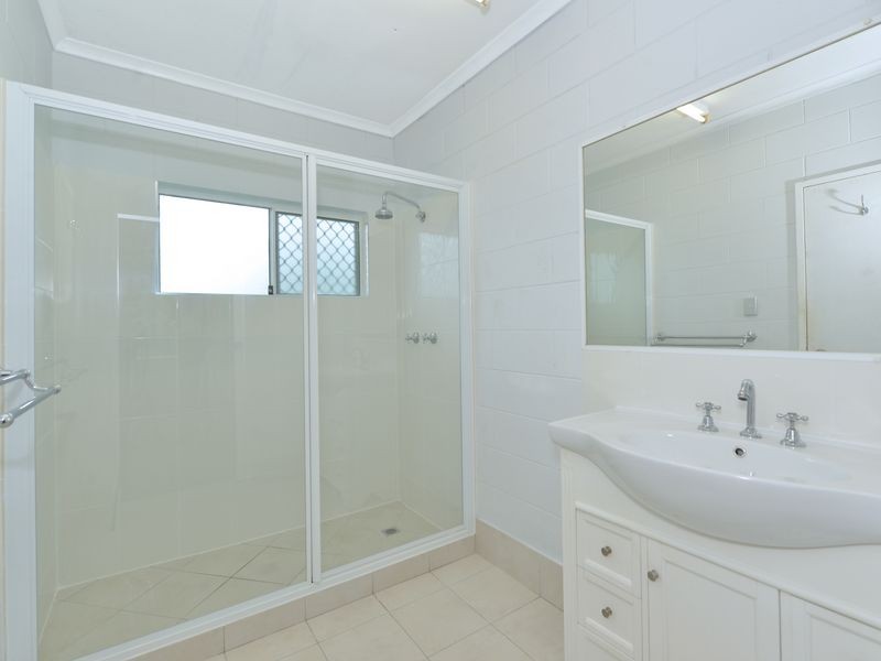 33 Cracknell Road, White Rock QLD 4868