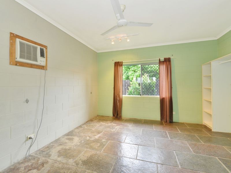 33 Cracknell Road, White Rock QLD 4868