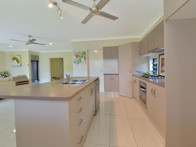 4 Newberry Street, Smithfield QLD 4878