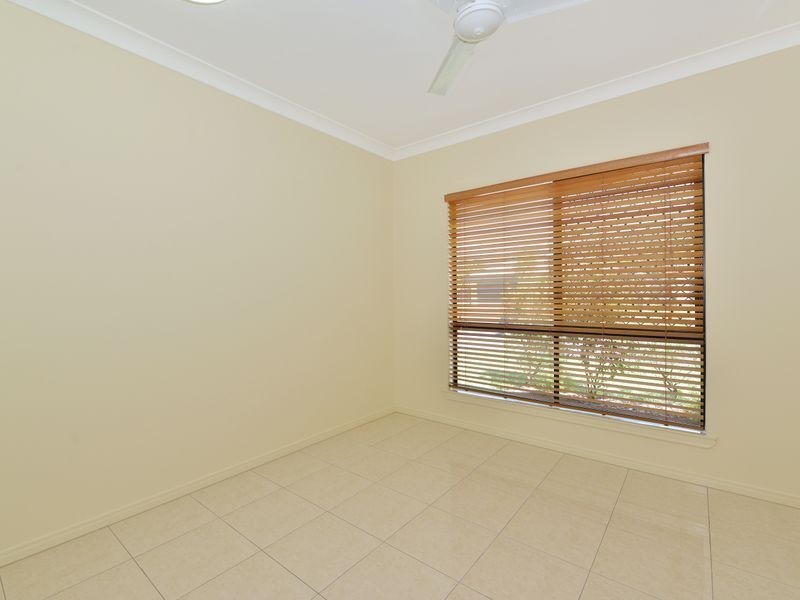 4 Newberry Street, Smithfield QLD 4878