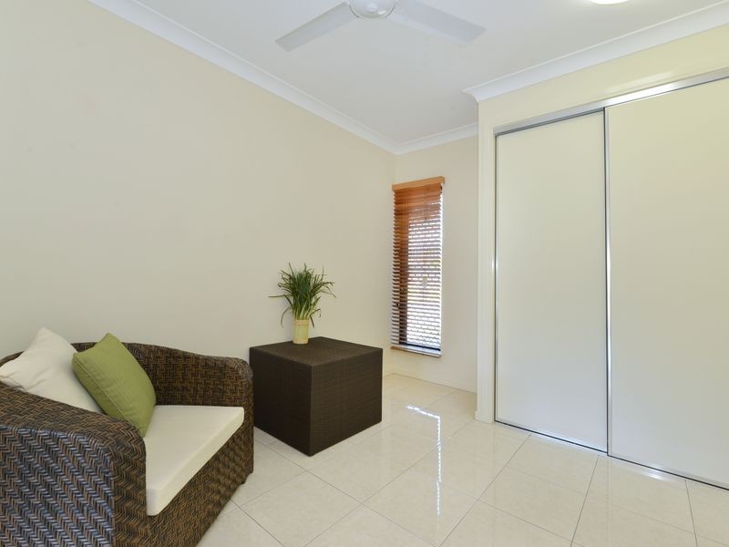 4 Newberry Street, Smithfield QLD 4878