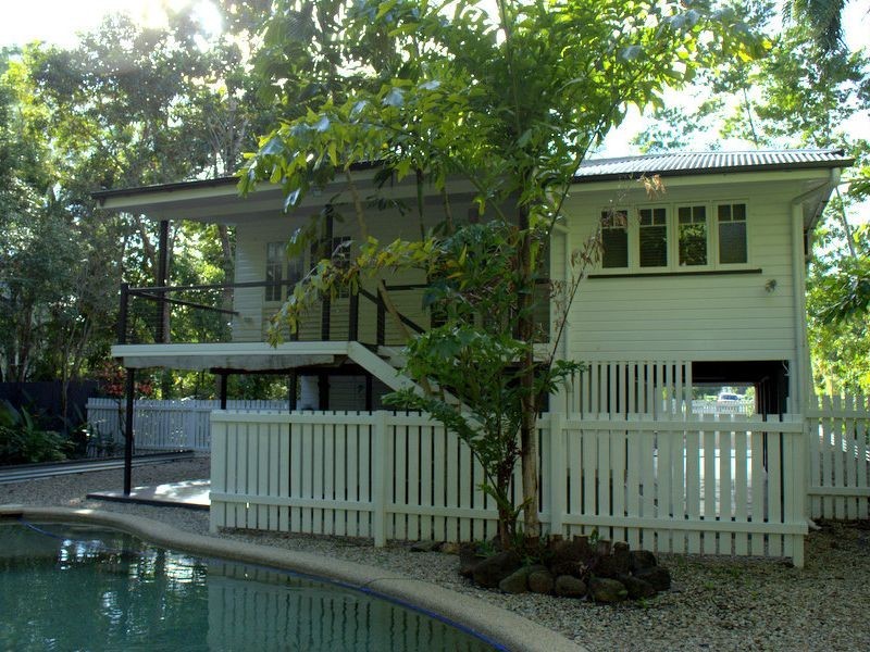12 Dalziel Street, Stratford QLD 4870