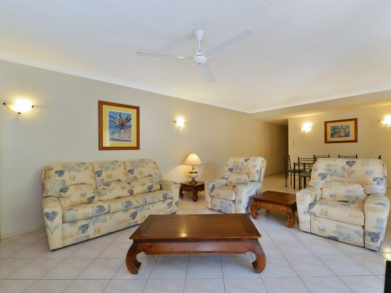 1312/2 Greenslopes Street, Cairns North QLD 4870