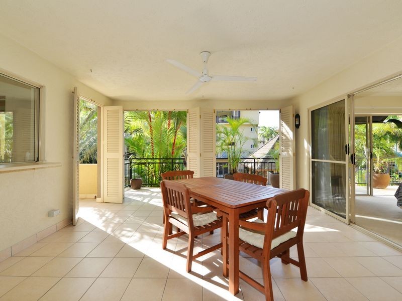 1312/2 Greenslopes Street, Cairns North QLD 4870