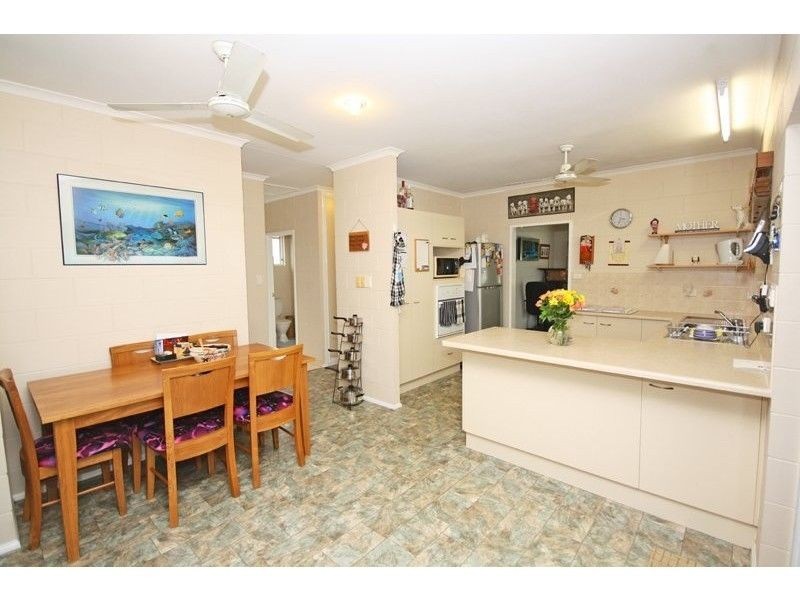 13 Cliff Close, Mount Sheridan QLD 4868