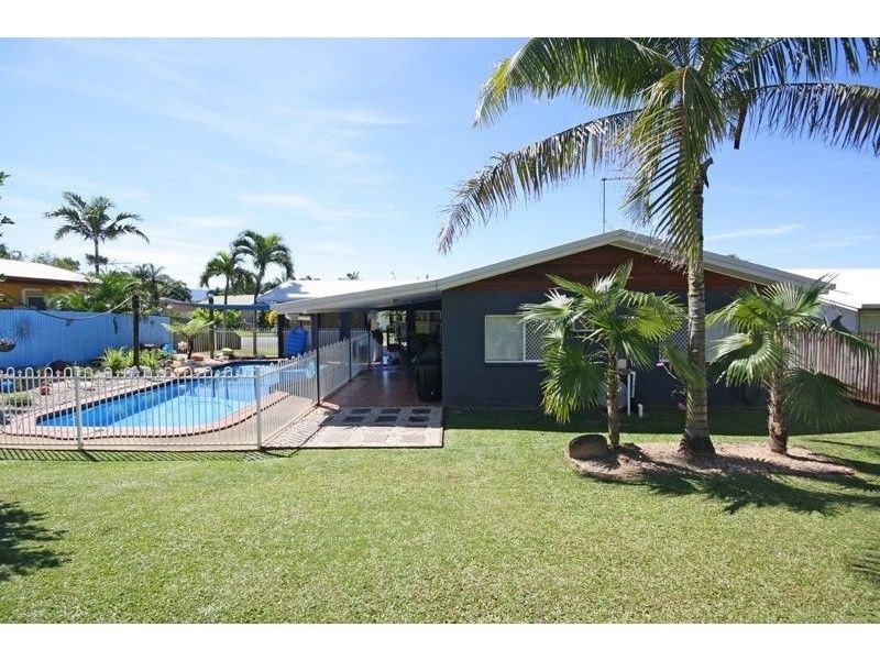 13 Cliff Close, Mount Sheridan QLD 4868