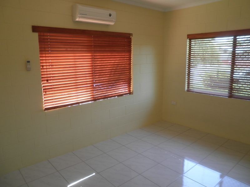 Whitfield QLD 4870