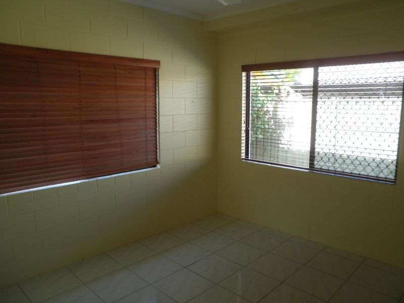 Whitfield QLD 4870