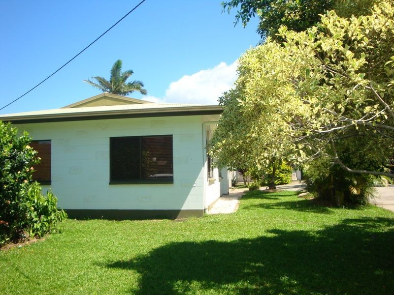Whitfield QLD 4870