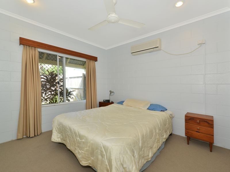 2/24 Ireland Crescent, Whitfield QLD 4870