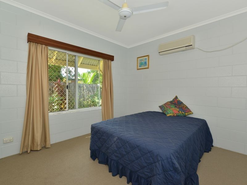 2/24 Ireland Crescent, Whitfield QLD 4870