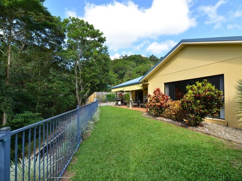 8 Chapel Close, Brinsmead QLD 4870