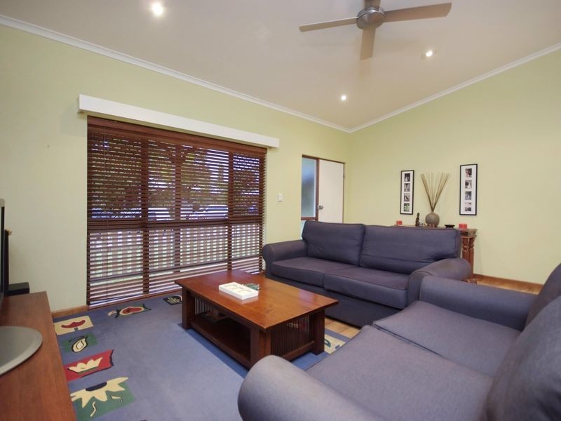 16 Di Savia Close, Whitfield QLD 4870