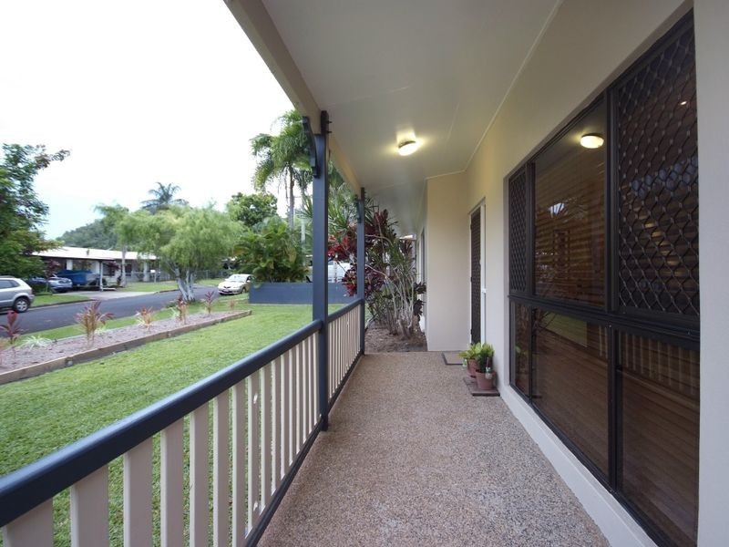 16 Di Savia Close, Whitfield QLD 4870