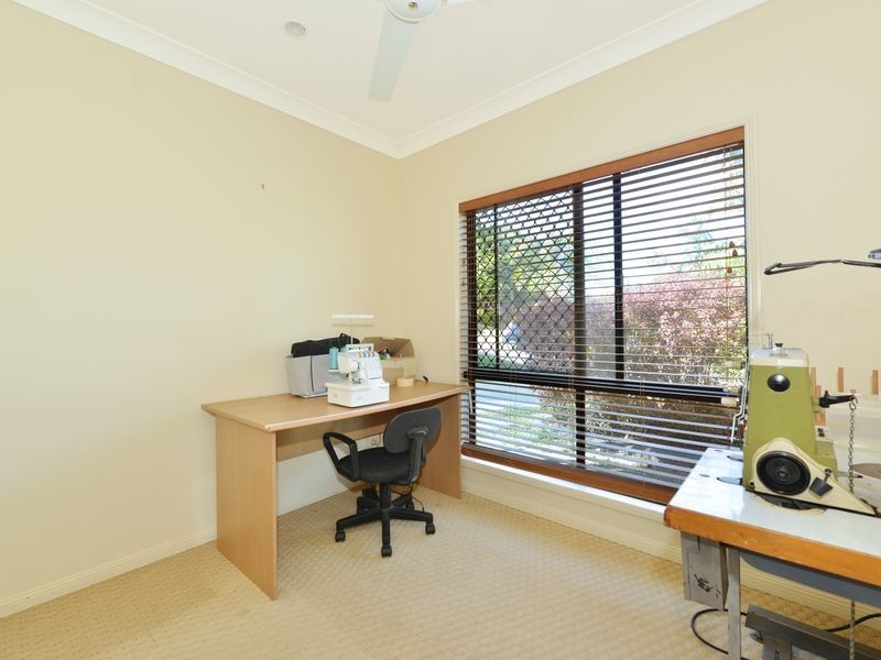 5 Findlay Street, Brinsmead QLD 4870