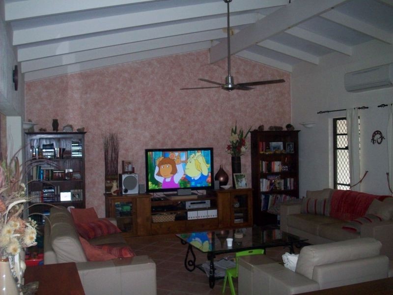 Holloways Beach QLD 4878