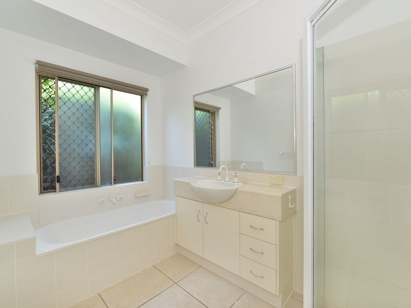 36 West Parkridge Drive, Brinsmead QLD 4870