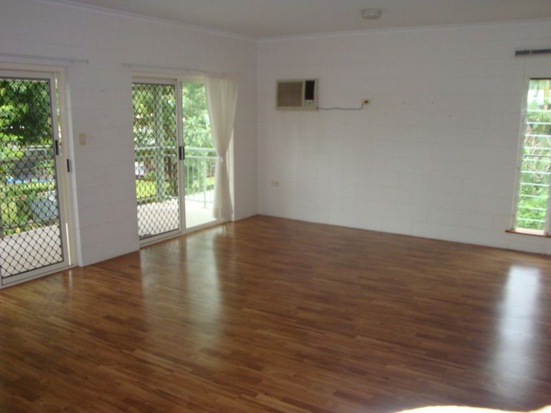 Whitfield QLD 4870