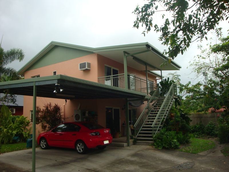 Whitfield QLD 4870