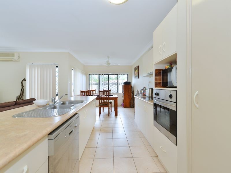 38 Wills Street, Brinsmead QLD 4870