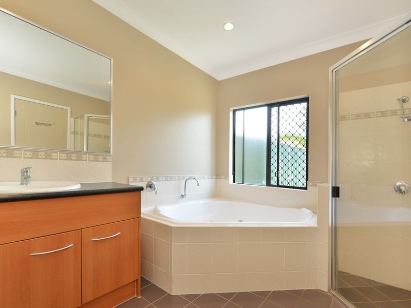 19 Findlay Street, Brinsmead QLD 4870