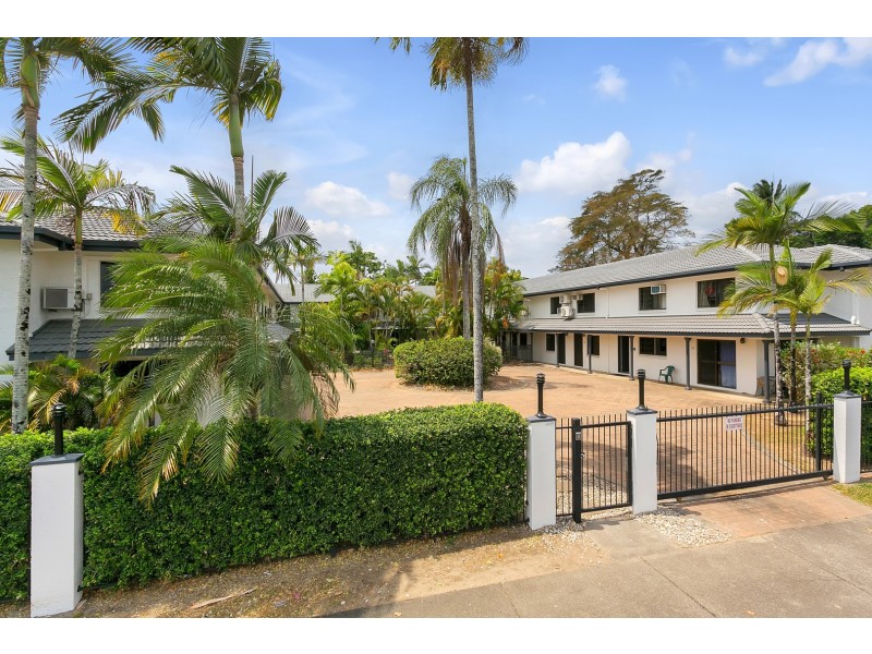 15/350 Sheridan Street, Cairns North QLD 4870