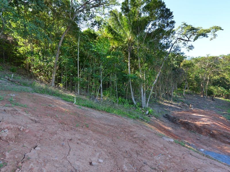 96 Hillview Crescent, Whitfield QLD 4870