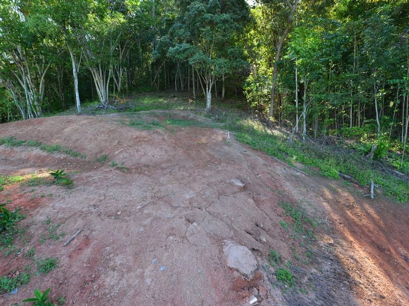 96 Hillview Crescent, Whitfield QLD 4870