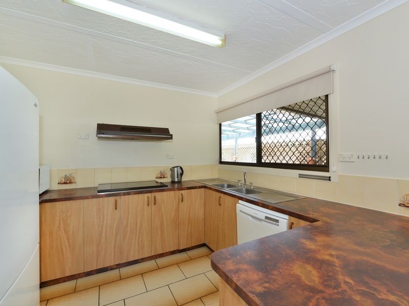 12 Curlewis Close, Brinsmead QLD 4870