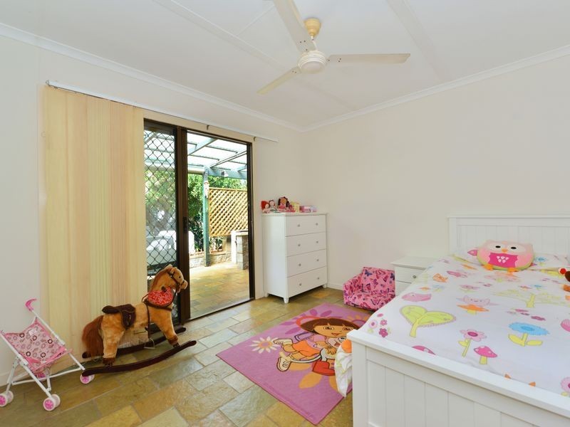 12 Curlewis Close, Brinsmead QLD 4870