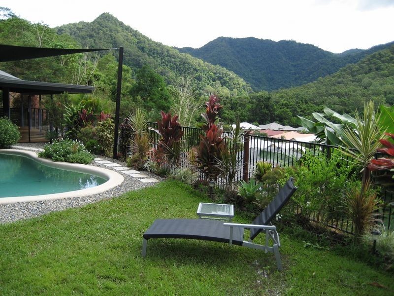 Redlynch QLD 4870