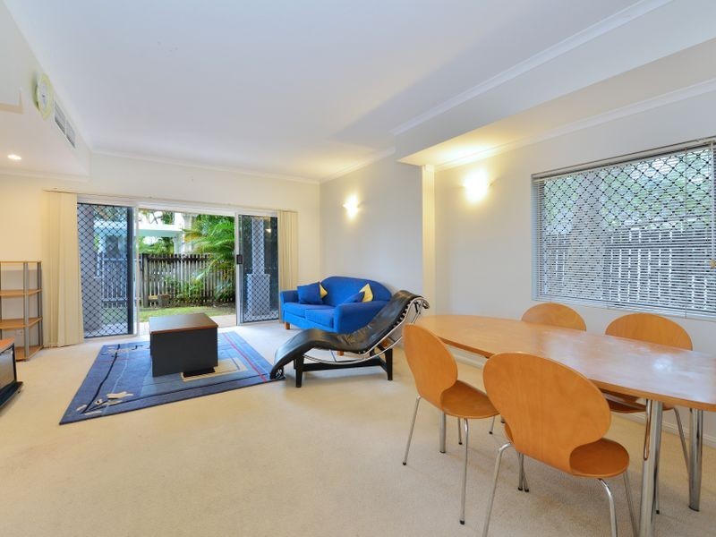 1/34 Lily Street, Cairns North QLD 4870