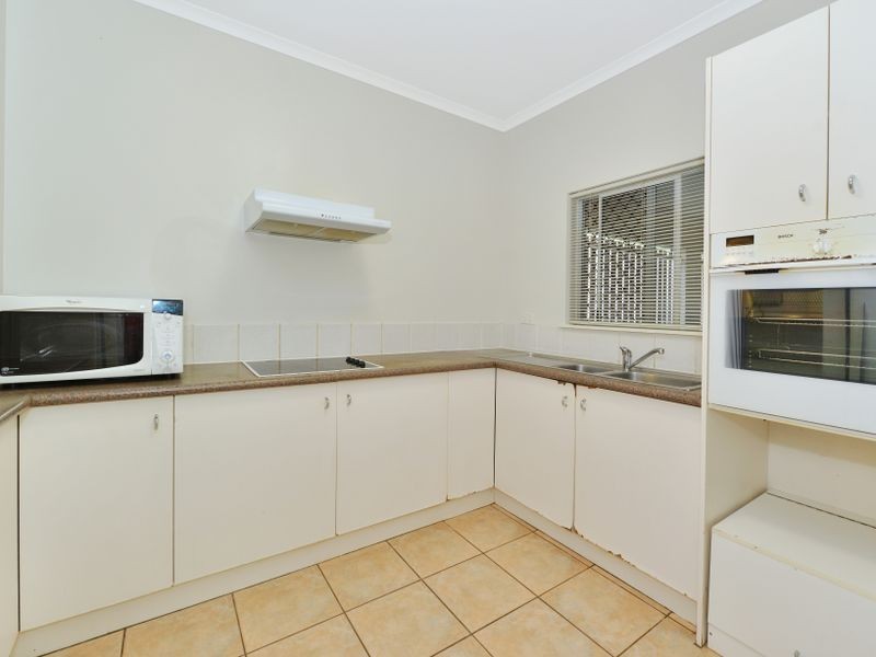 1/34 Lily Street, Cairns North QLD 4870